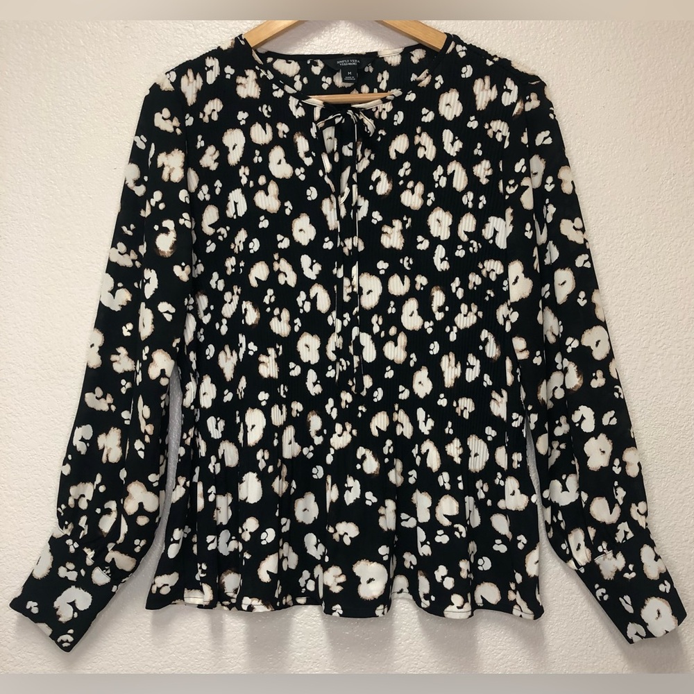 Simply Vera Wang Floral Women's Top medium